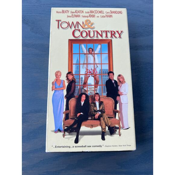 Town & Country Comedy Movie Vintage 2001 VHS Tape Pre-Loved - Picture 1 of 4